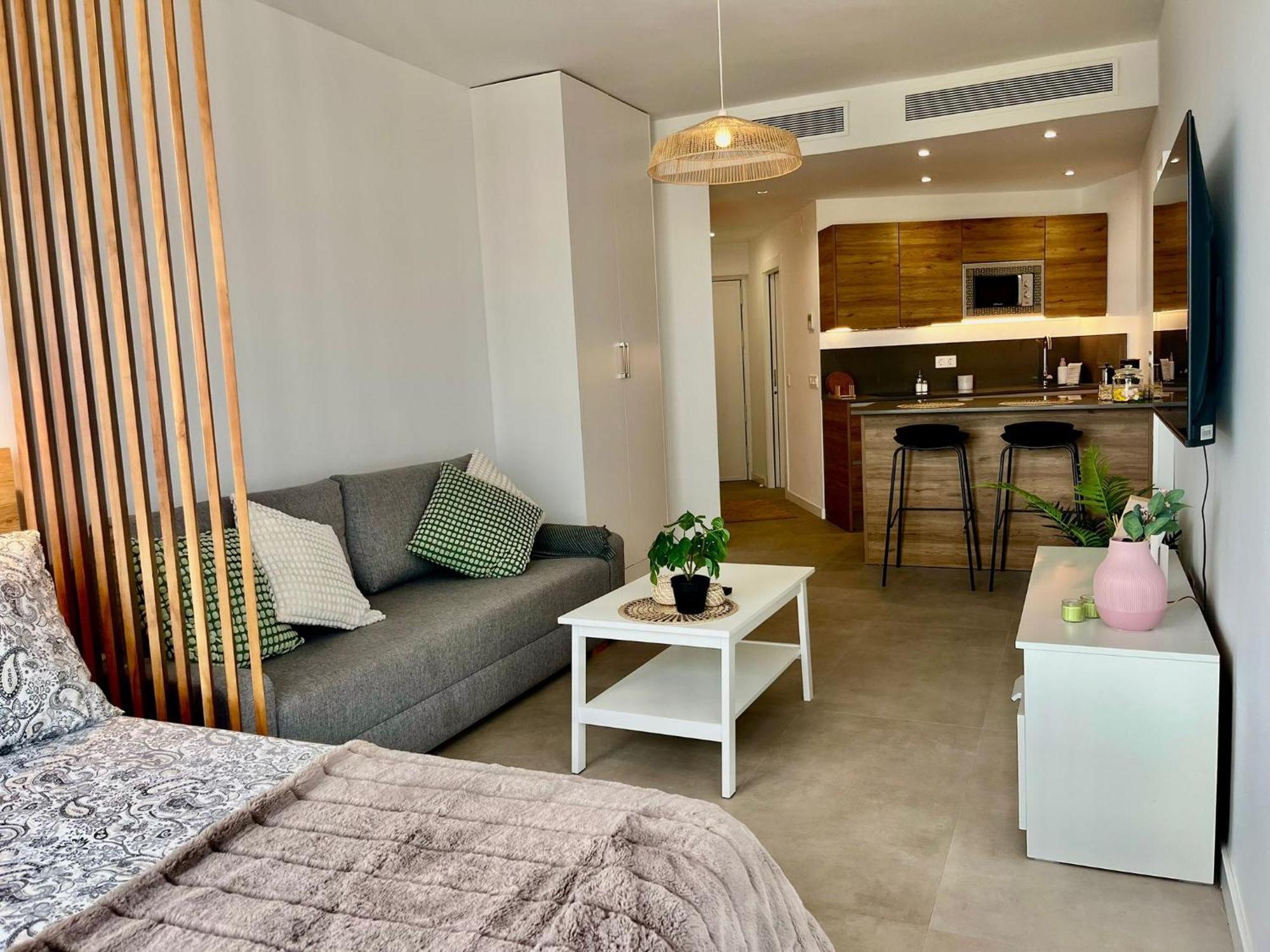 Rent4 Malaga La Colina Apartamento *